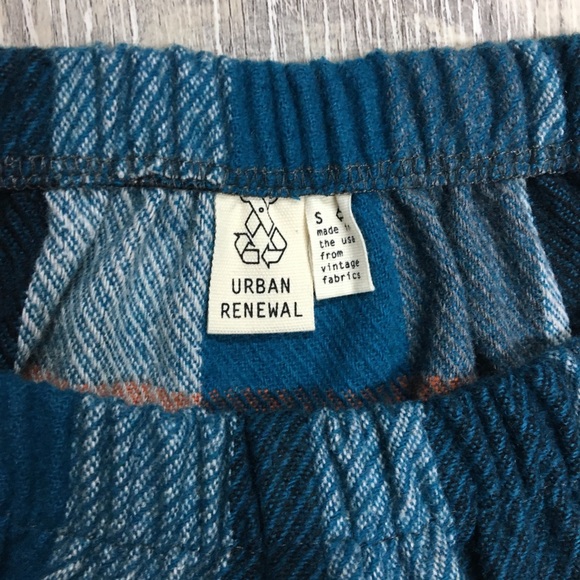 Urban Outfitters plaid circle skirt, size S. - Picture 2 of 3